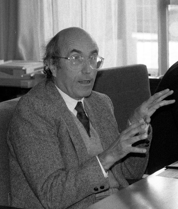 Retrato de Niklas Luhmann